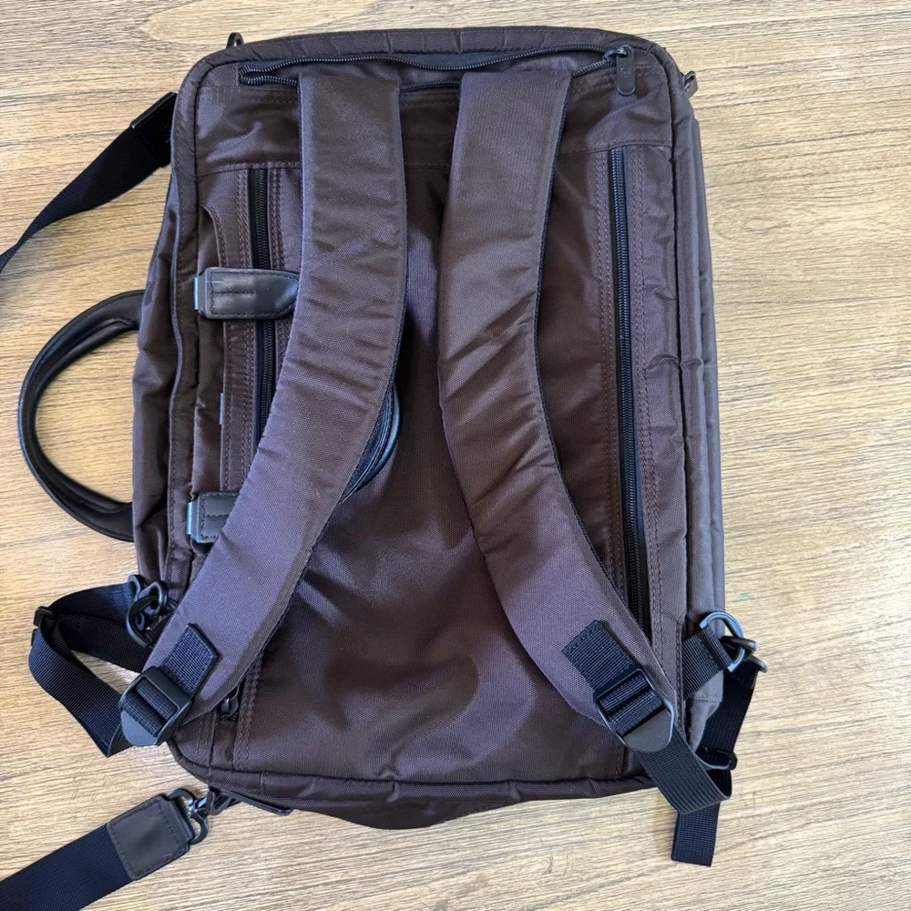 Victorinox Werks Pro 2.0 2 Way Carry Laptop Bag Briefcase Earth‎ Brown